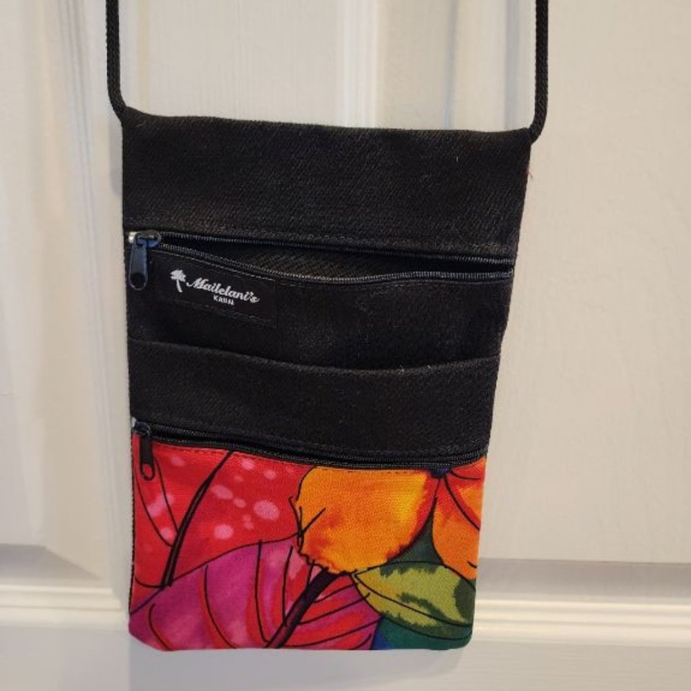 MAILELANI'S KAUAI CROSSBODY BAG - NEW. VINTAGE PATTERN